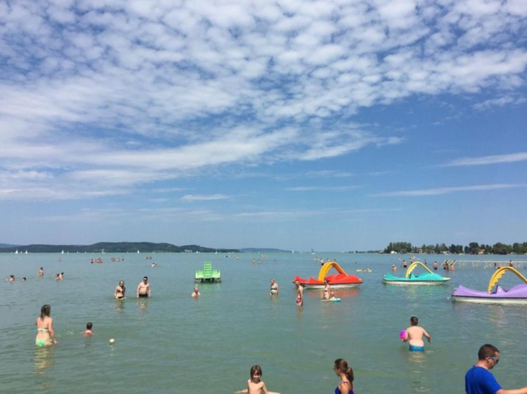 Ferienhaus Plattensee/Balaton Villa Szolad Exteriör bild
